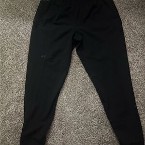 Under Armour women’s unstoppable joggers